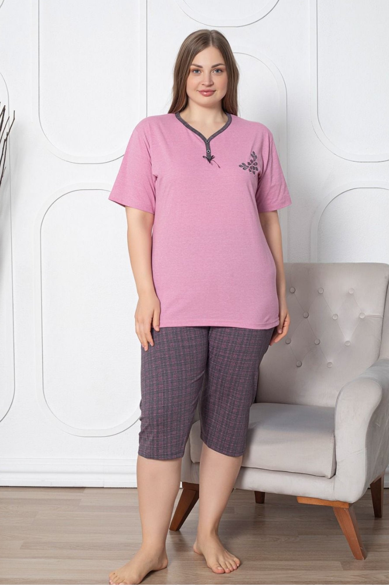 <tc>"Ensemble de pyjama à grande taille en coton, avec motifs et col à boutons, modèle X-Dreamy."</tc>