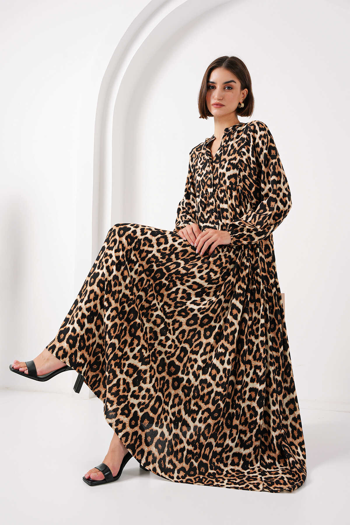 2423 otantik desenli elbise Justyol