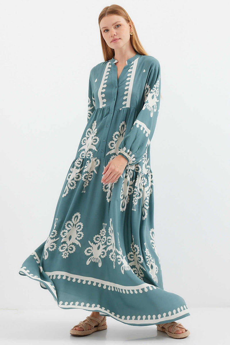 Robe Longue à Motif Otantique avec Détails Colorés