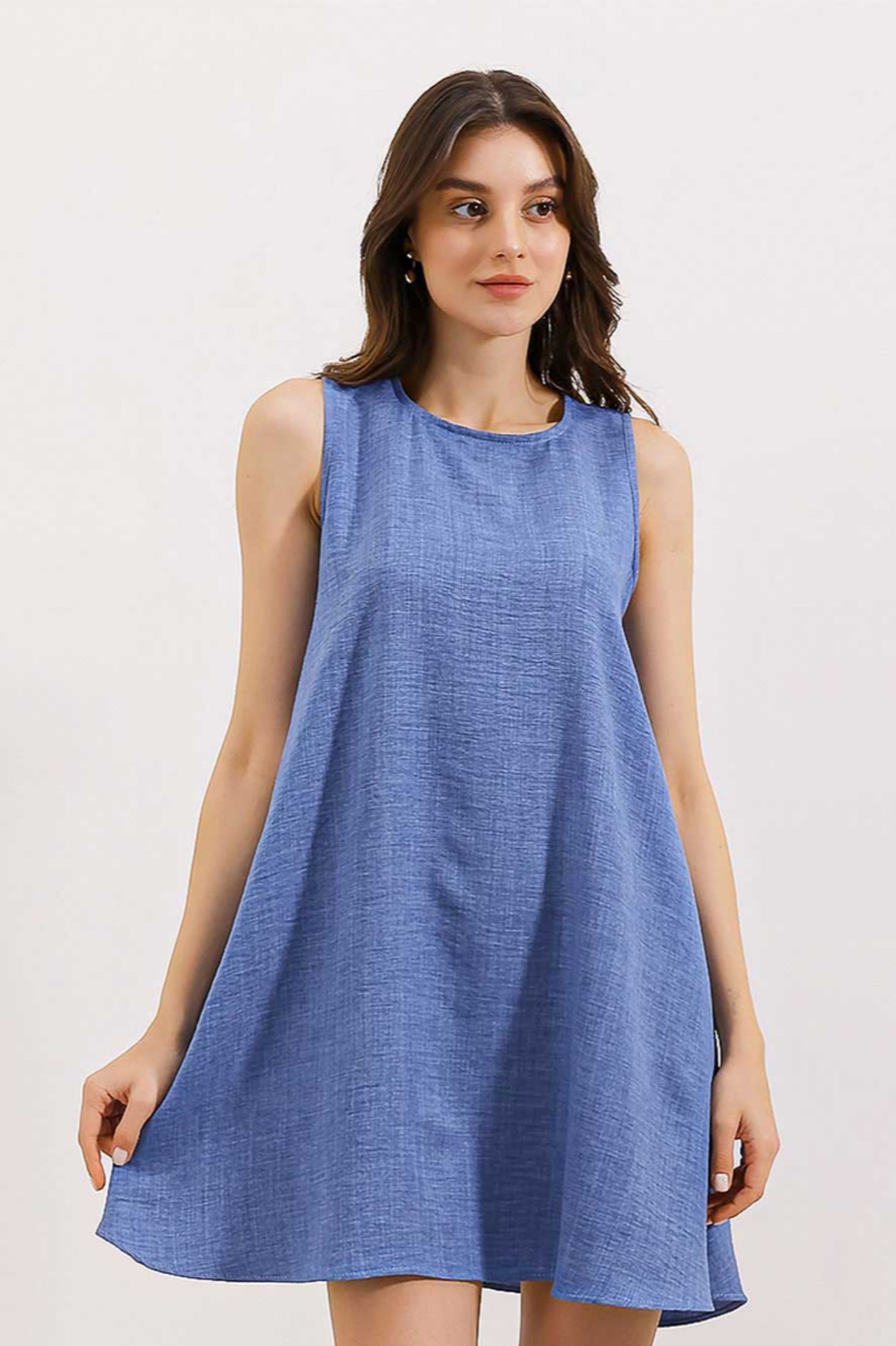 <tc>2444 robe mini en lin.</tc>