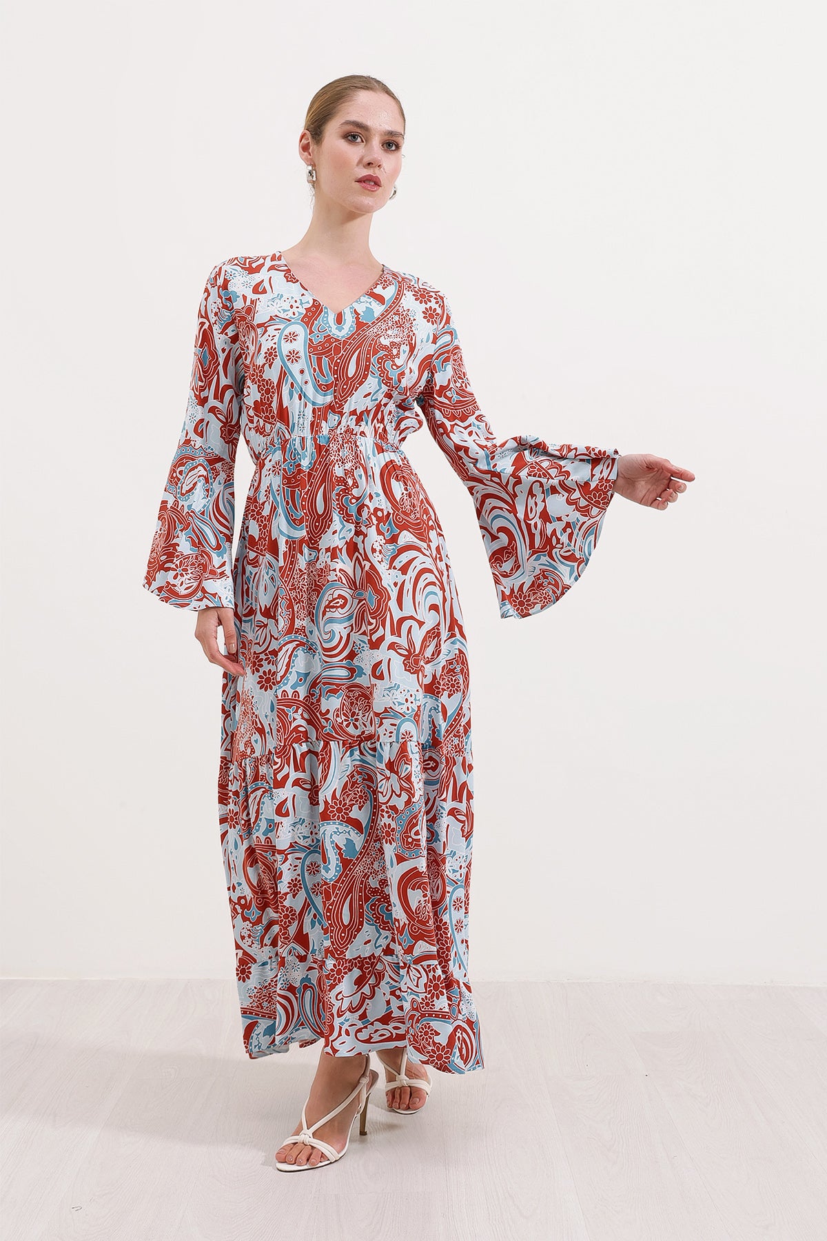 <tc>Robe longue à motifs 2454</tc>