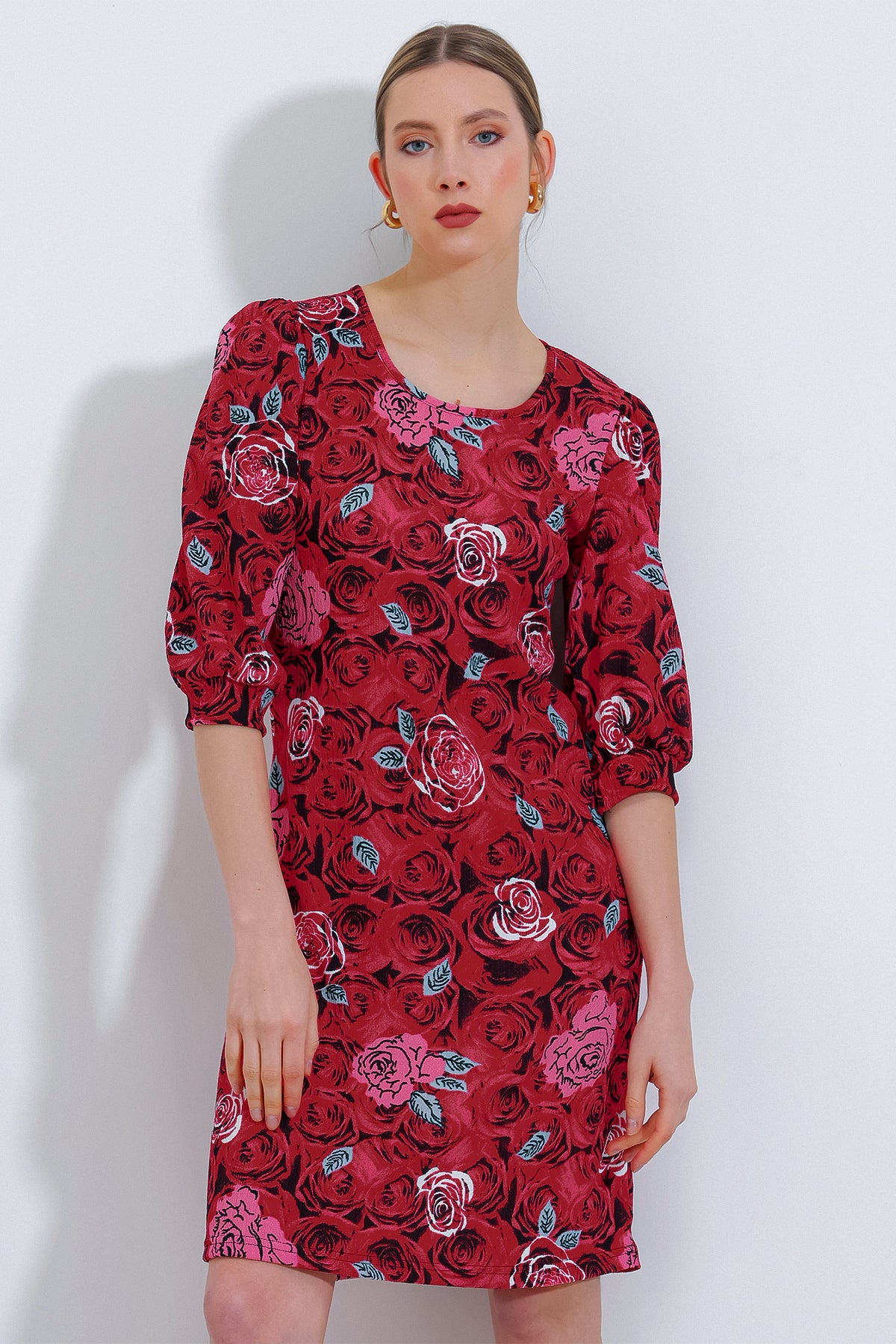 <tc>Robe midi à motif floral pour femme 2477.</tc>