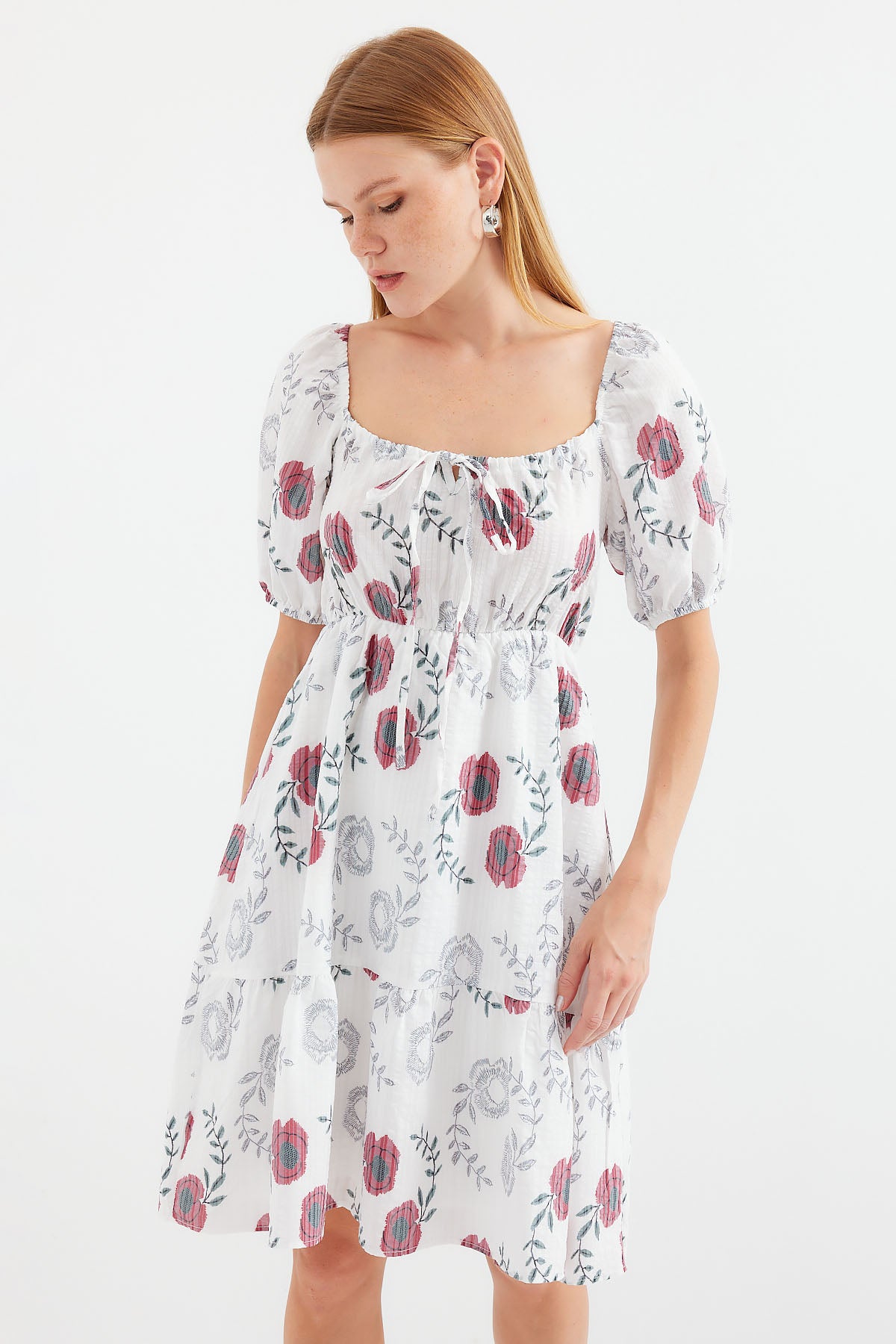 <tc>Robe mini évasée à motif 2508</tc>