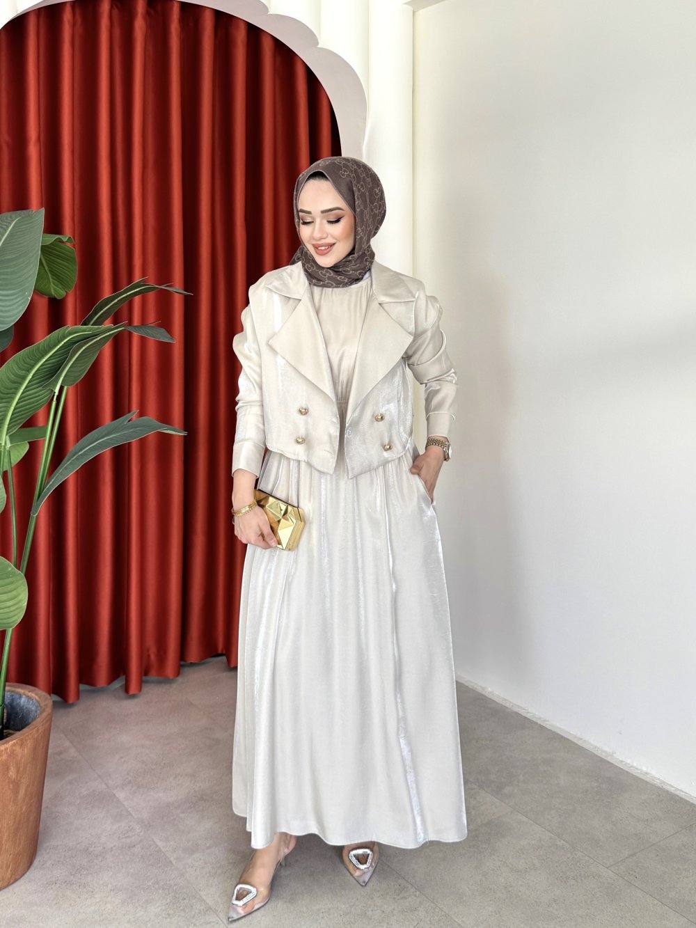 nida elbise
