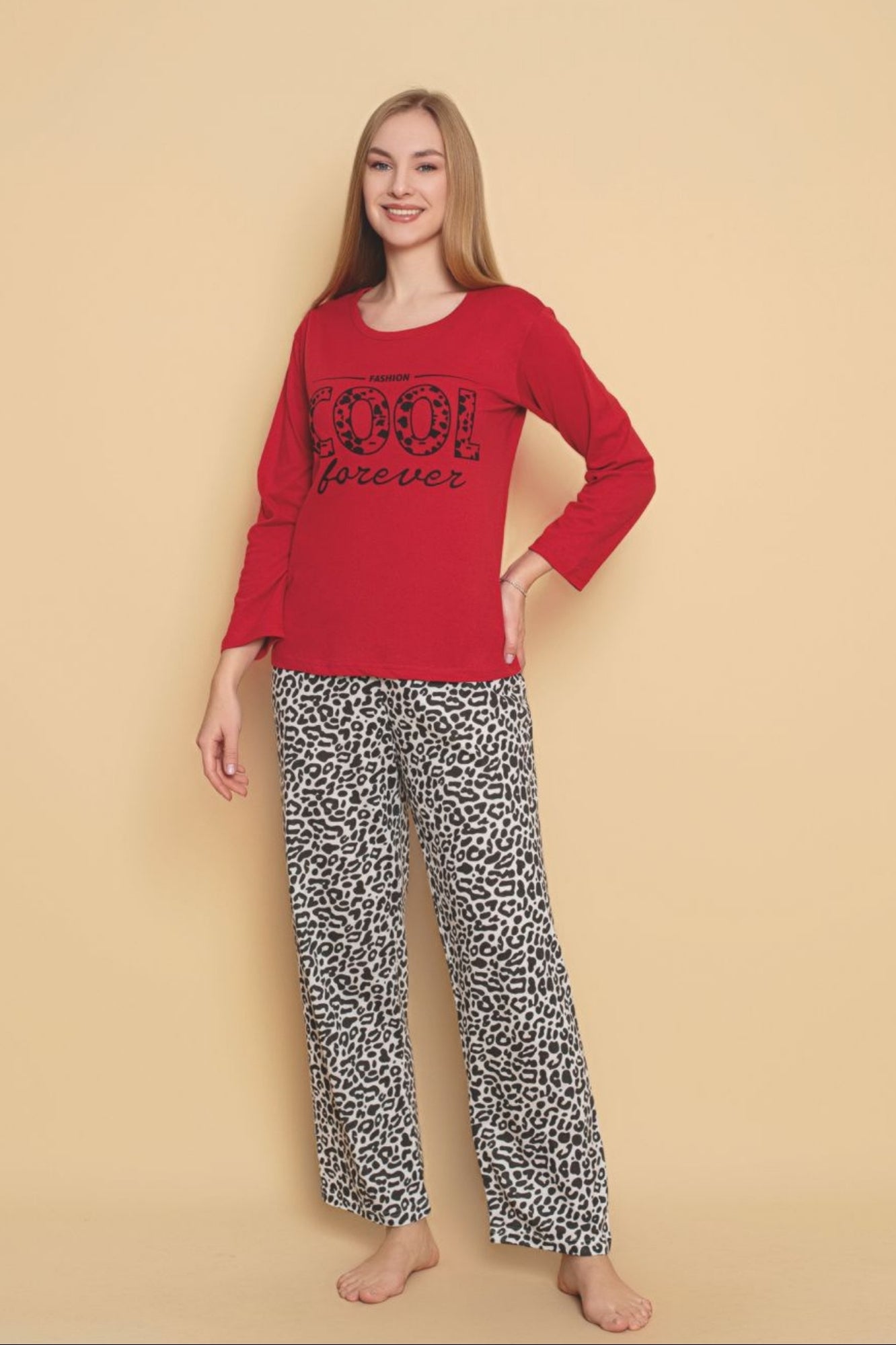 <tc>Dreamy pyjama femme à manches longues en coton avec motifs.</tc>