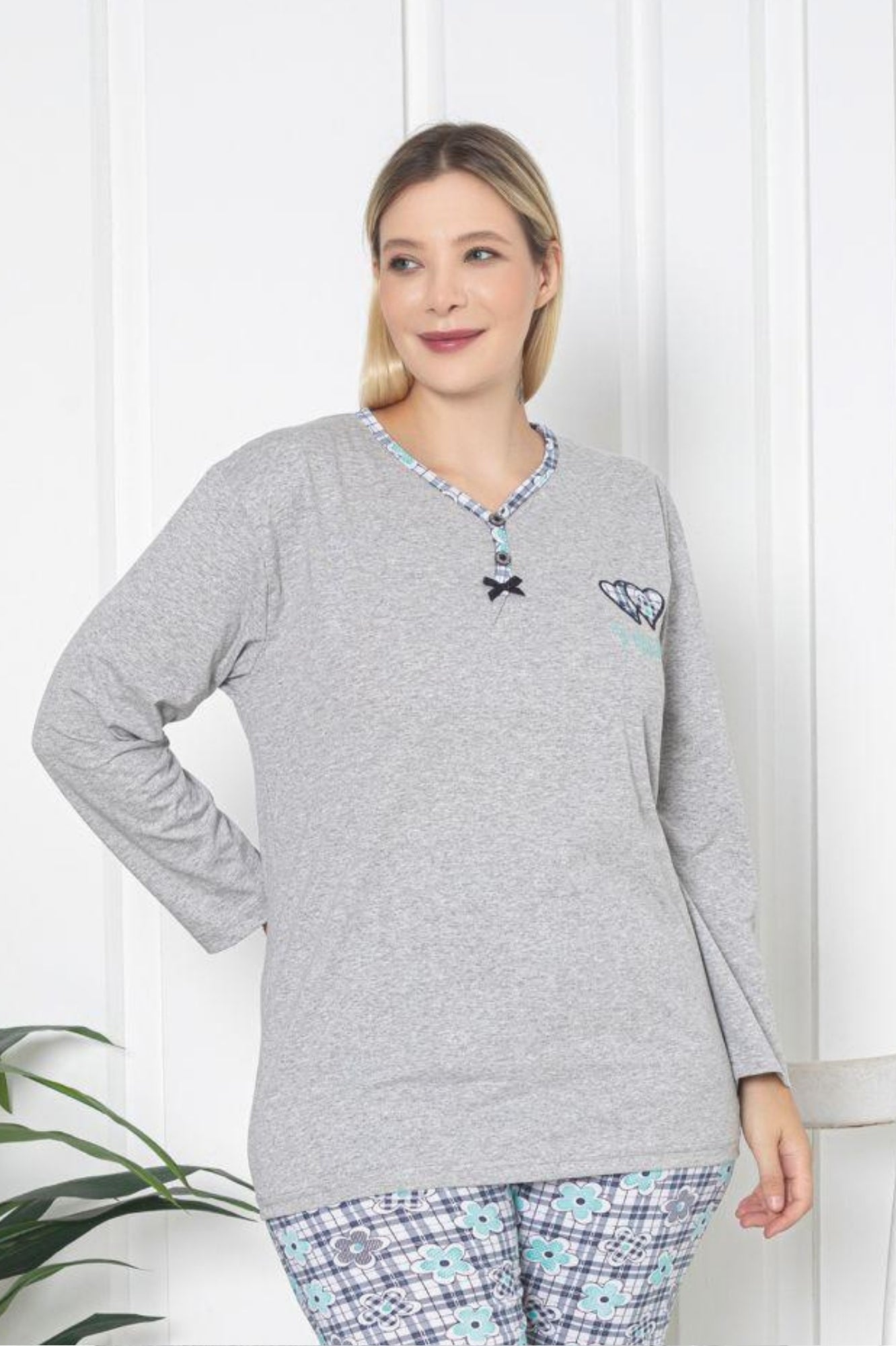 <tc>"Ensemble de pyjama long à manches pour grande taille en coton à motifs, modèle X-Dreamy."</tc>