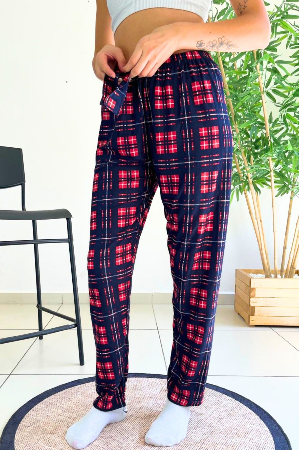 <tc>"Pantalon de pyjama en velours texturé à carreaux, modèle Dreamy Soft."</tc>