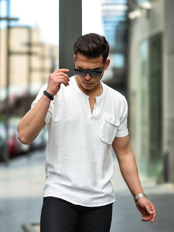 V Yaka Cep Detaylı Fit Gömlek - Justyol