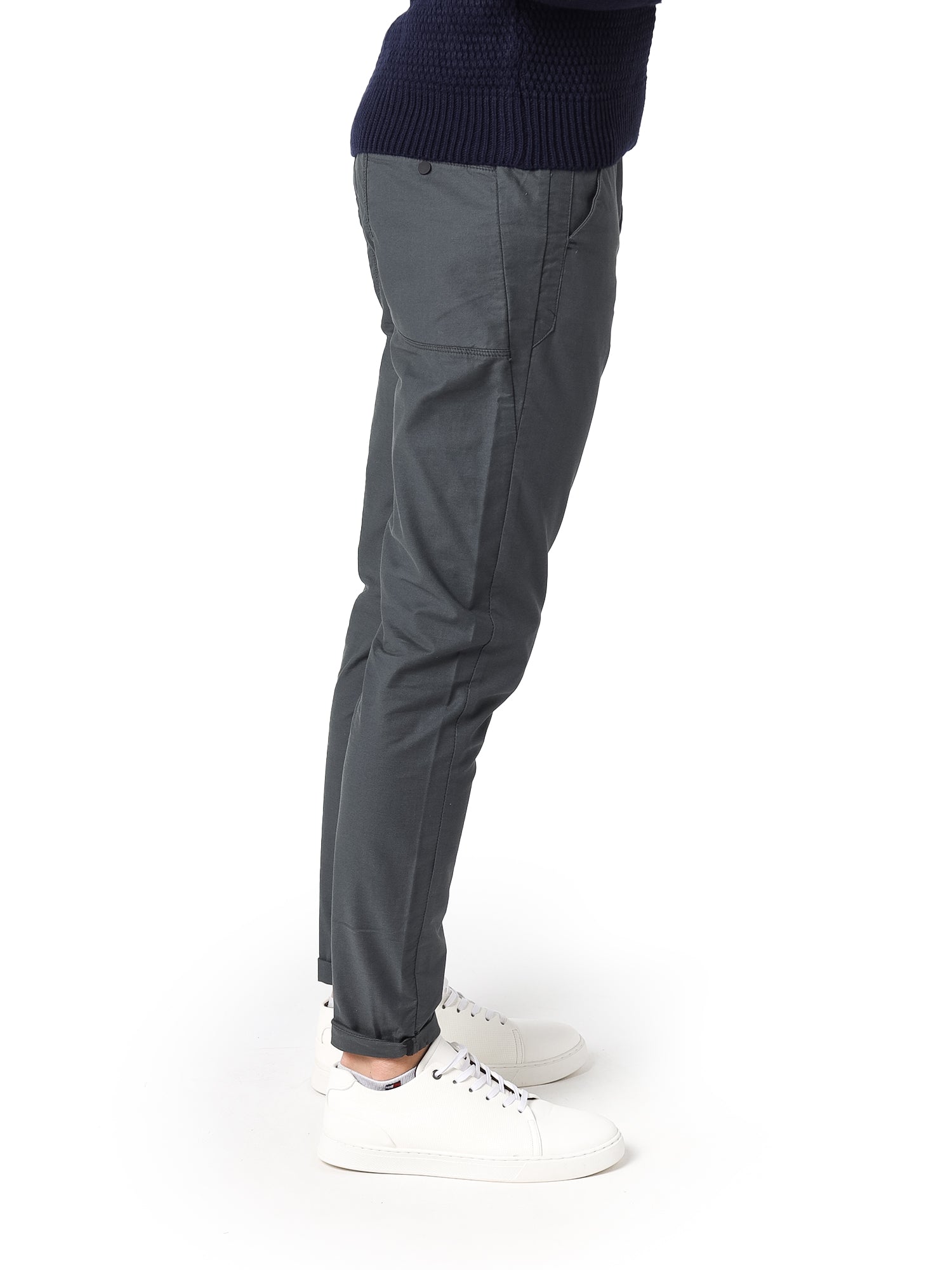 Pantalon homme en tissu à coupe droite moderne et confortable – JOG23GFGA24240TM1