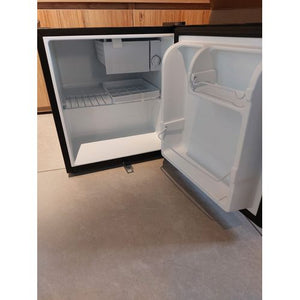 Mini bar 50L, format compact et élégant pour les petits espaces. Digitronics