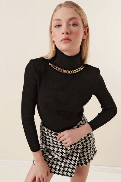 15478 Pull Femme Col Roulé avec Détail Chaîne