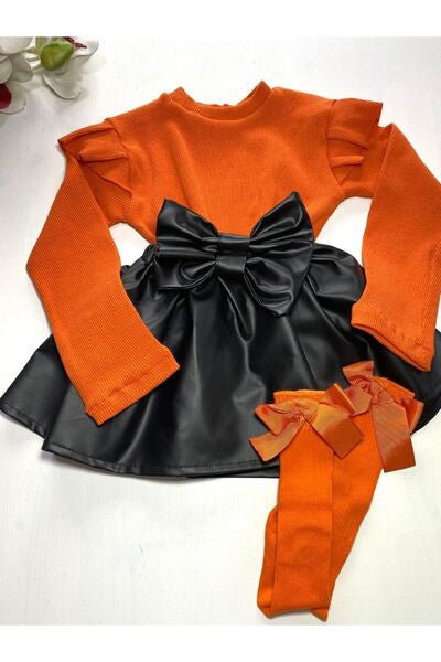 Özge Başaran Leather Skirt, Bodysuit And Knee High Socks - Justyol