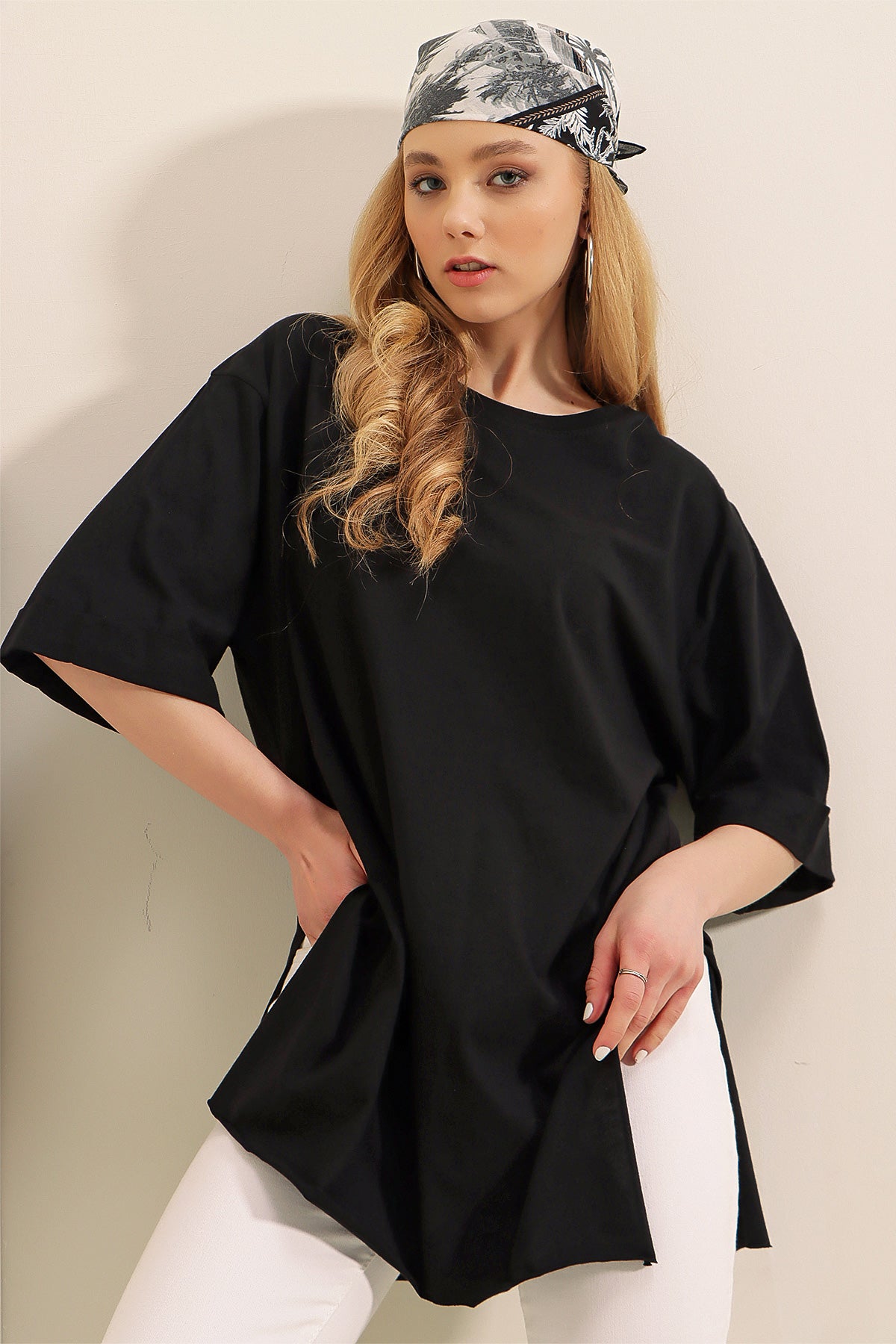 <tc>4123 t-shirt oversize à fentes</tc>