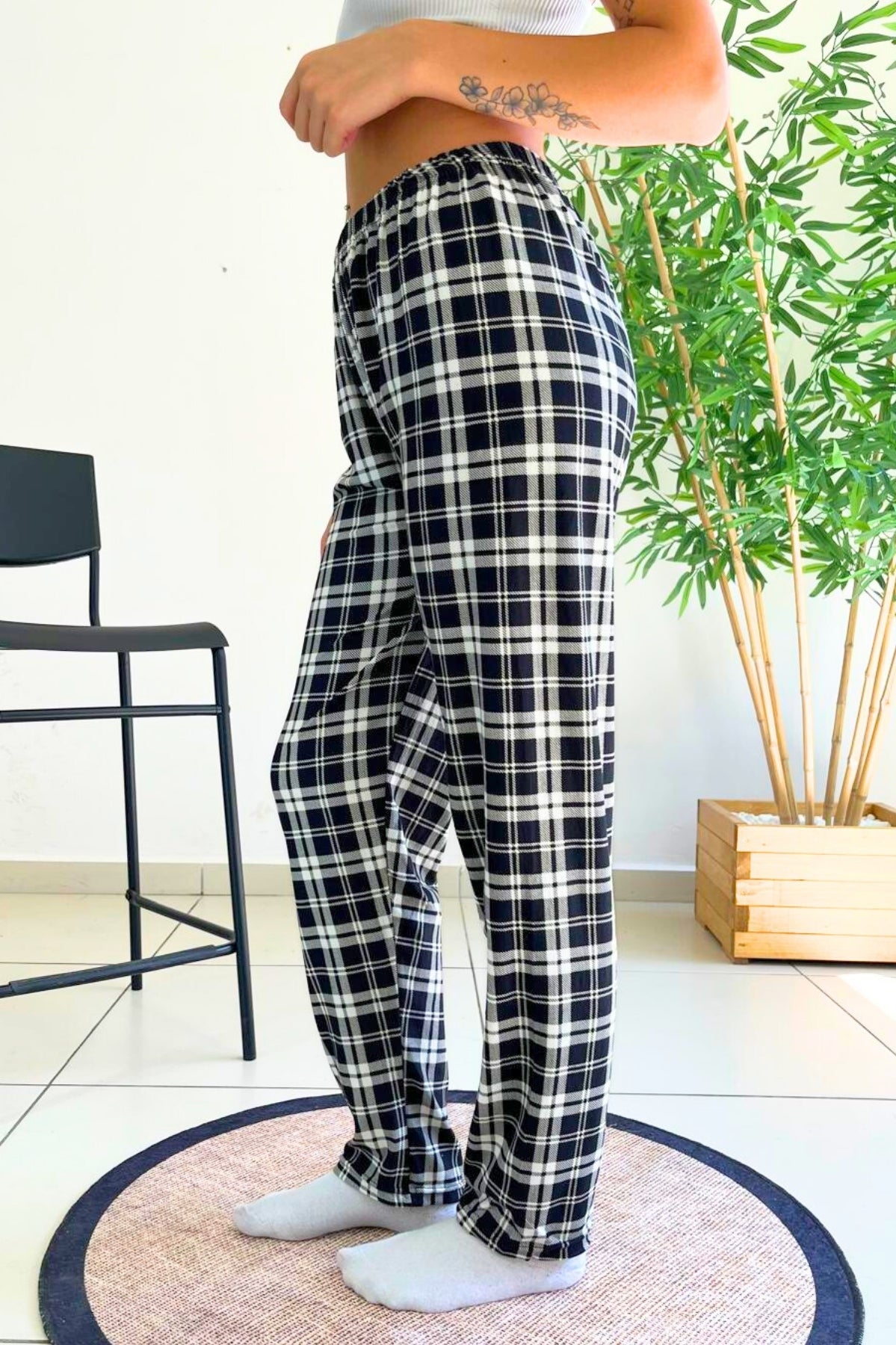 <tc>"Pantalon de pyjama en velours texturé à carreaux, modèle Dreamy Soft."</tc>