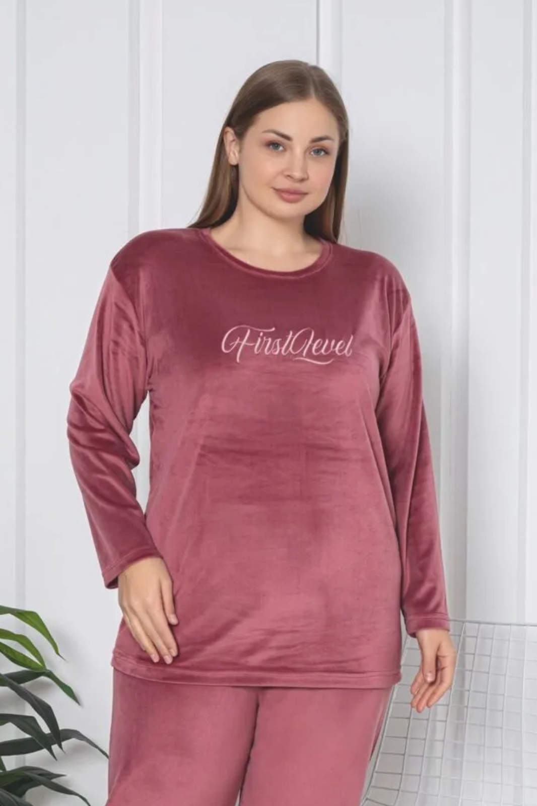 <tc>Ensemble de pyjama en velours de luxe en grande taille en velours français.</tc>