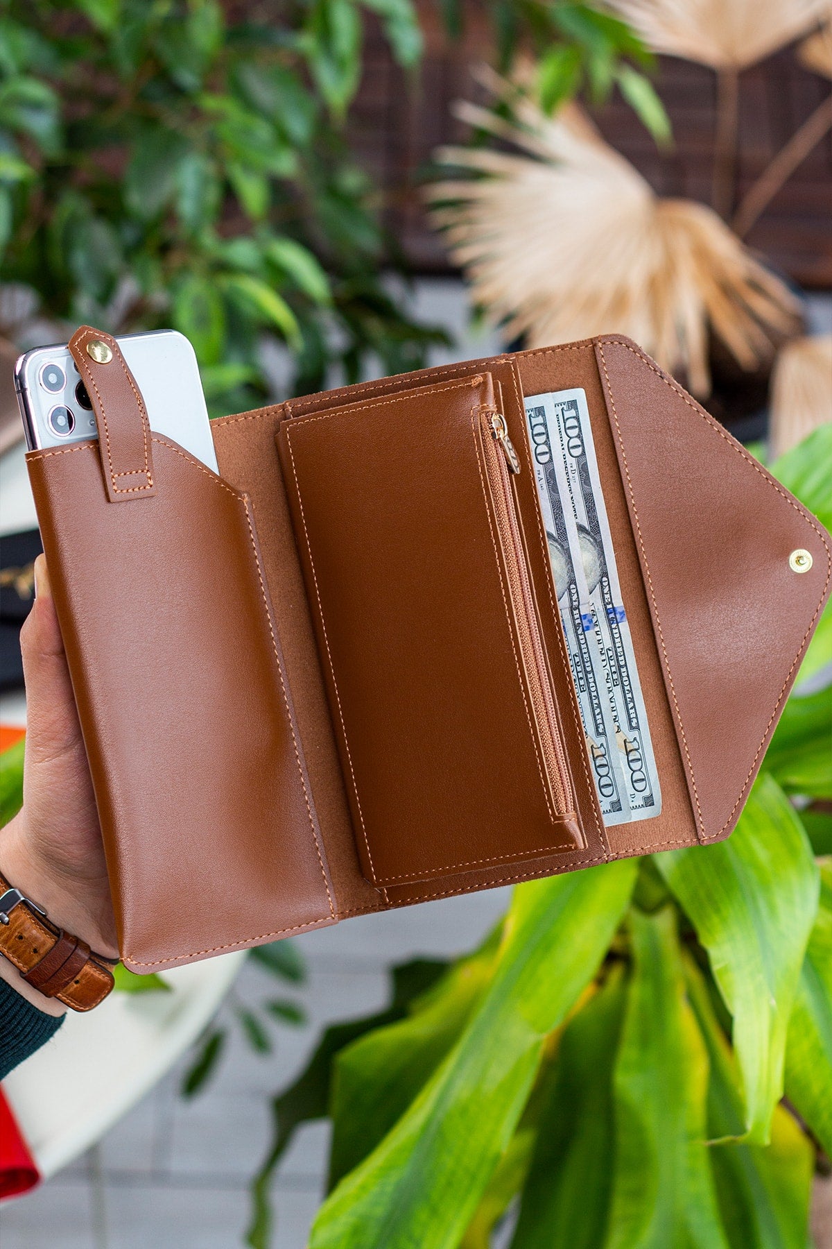 Enveloppe Téléphone et Boîtes de Pièces - Cuir Synthétique, Design Élégant et Pratique