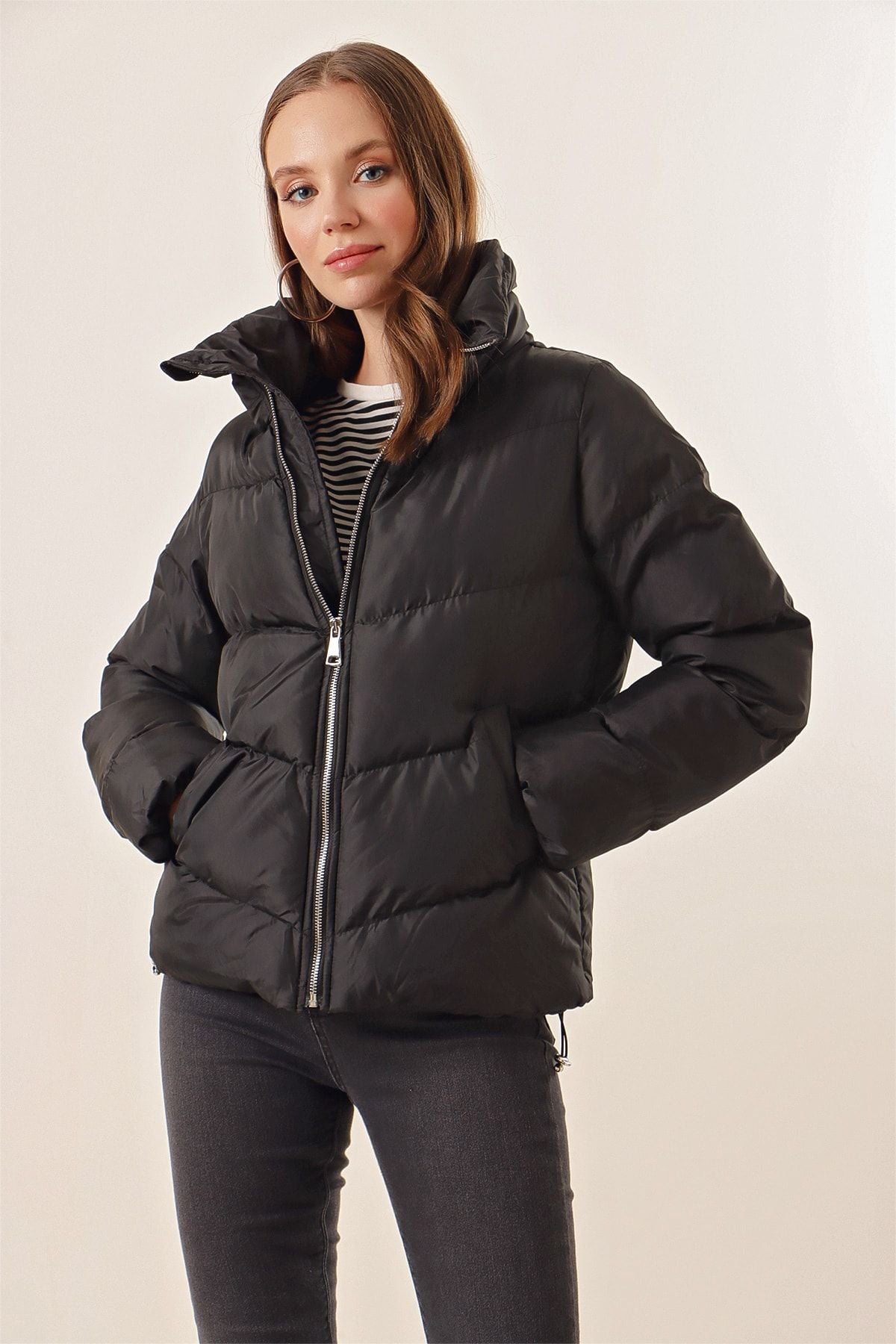 <tc>5124 Manteau matelassé à col montant</tc>