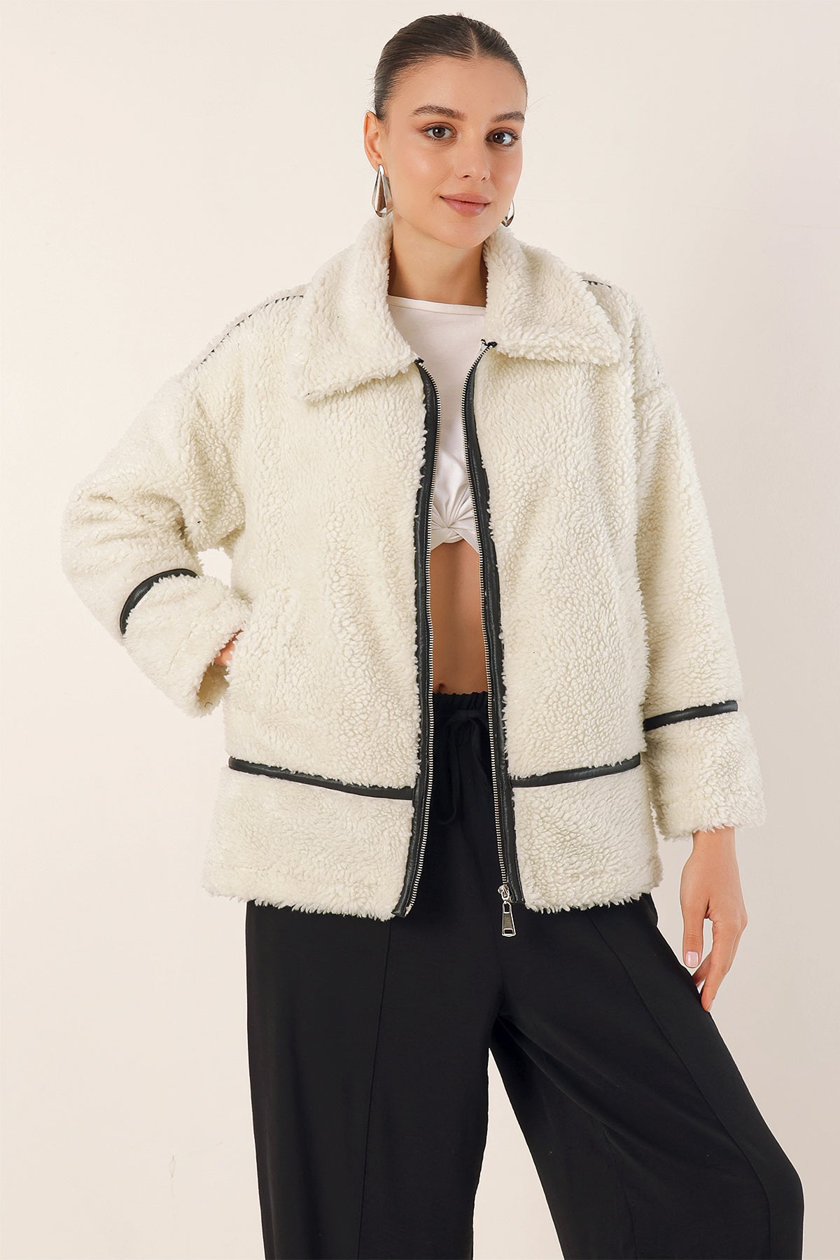5173 astarli peluş ceket - Justyol