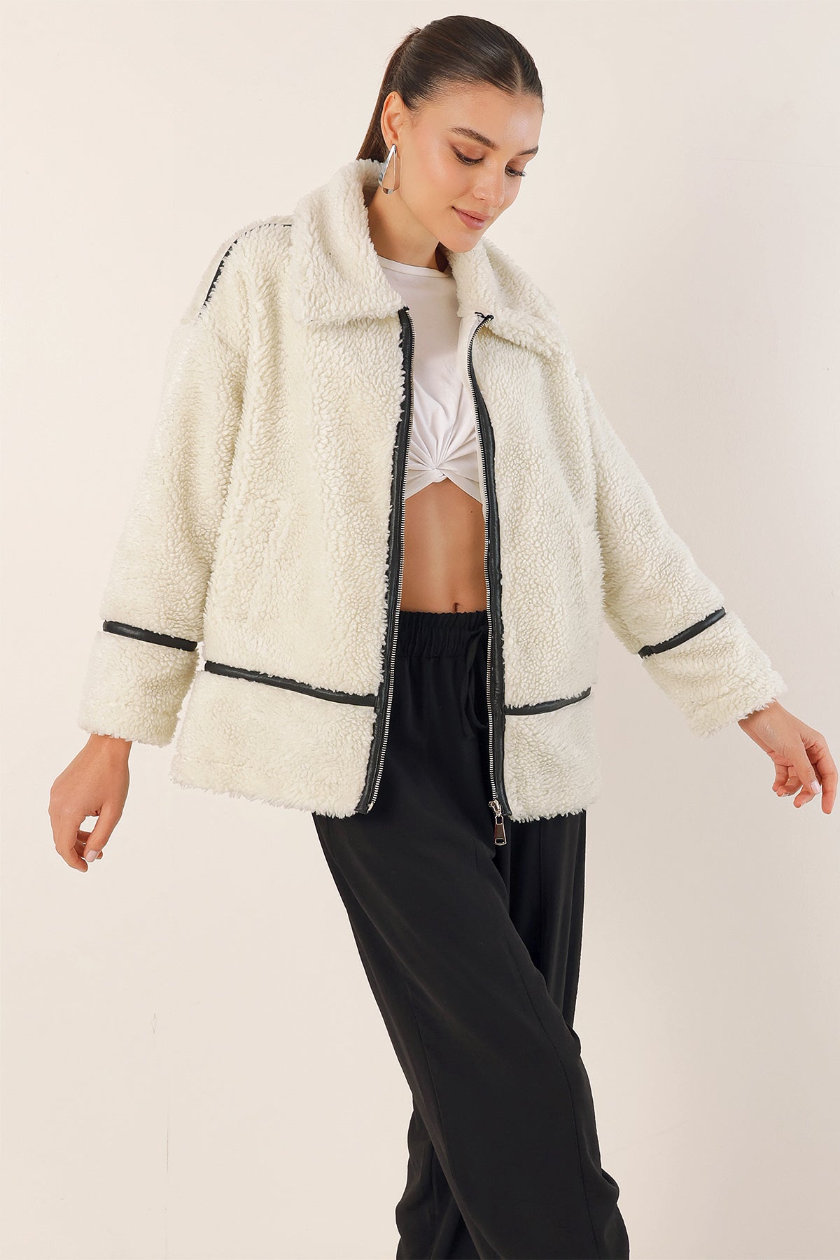 5173 astarli peluş ceket - Justyol