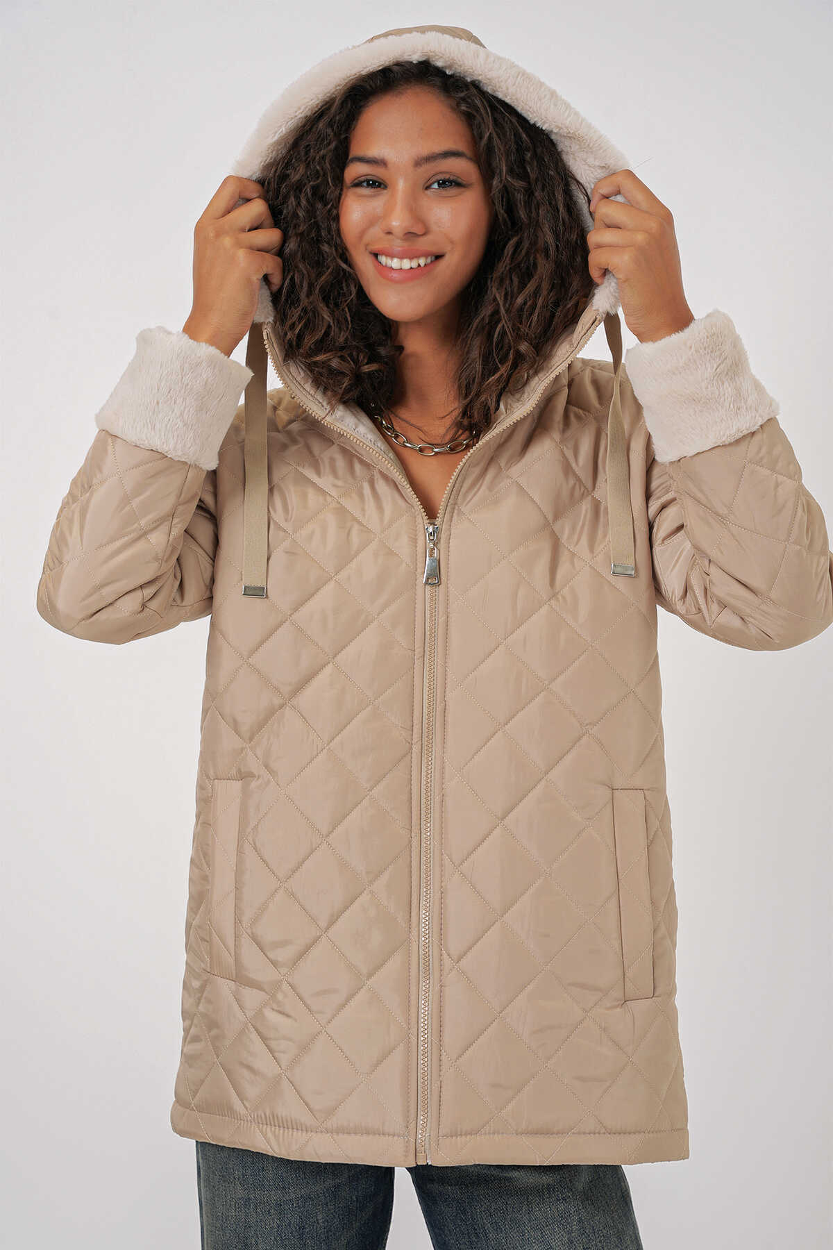 <tc><p>5197 manteau matelassé à capuche</p></tc>