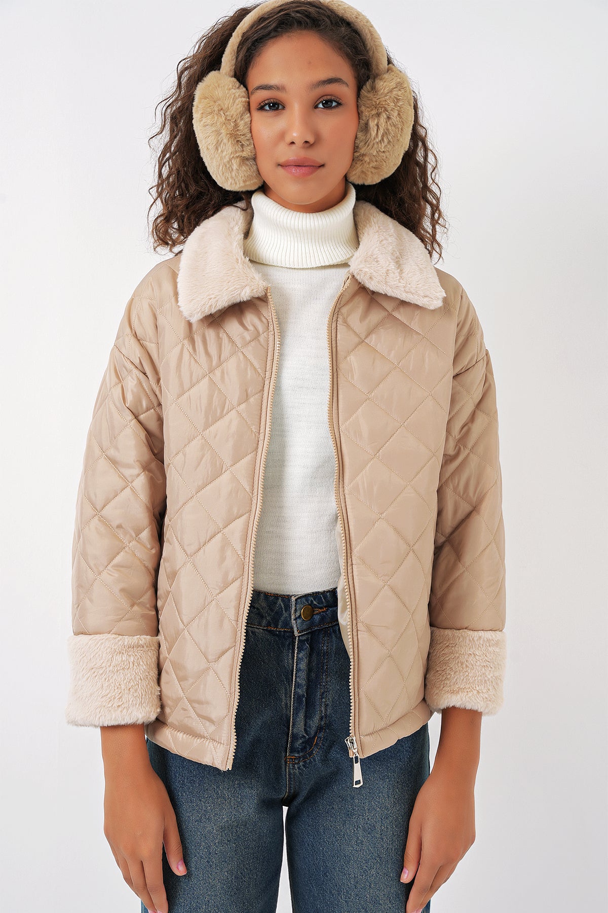 <tc>Manteau matelassé avec capuche 5202</tc>