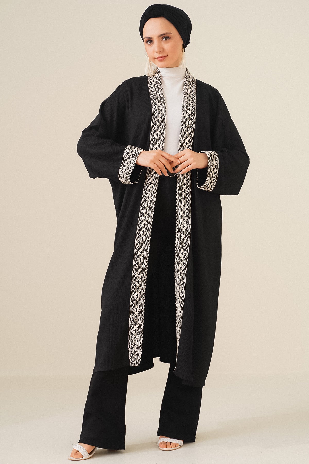 <tc>Kimono long en tricot avec broderie 5865</tc>