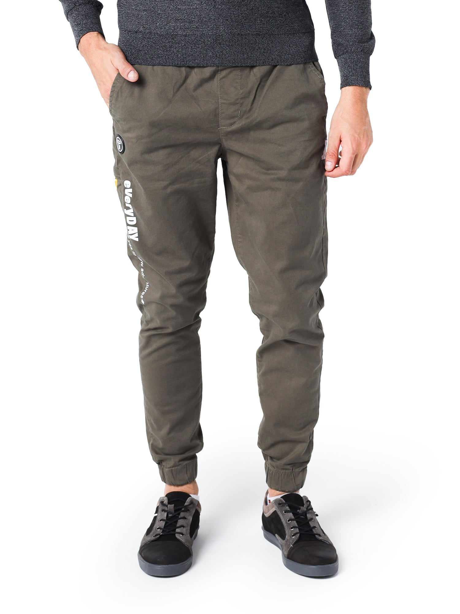 Pantalon cargo pour homme, coupe confortable et jambes fuselées. -  JOG22SFGA24233TM1