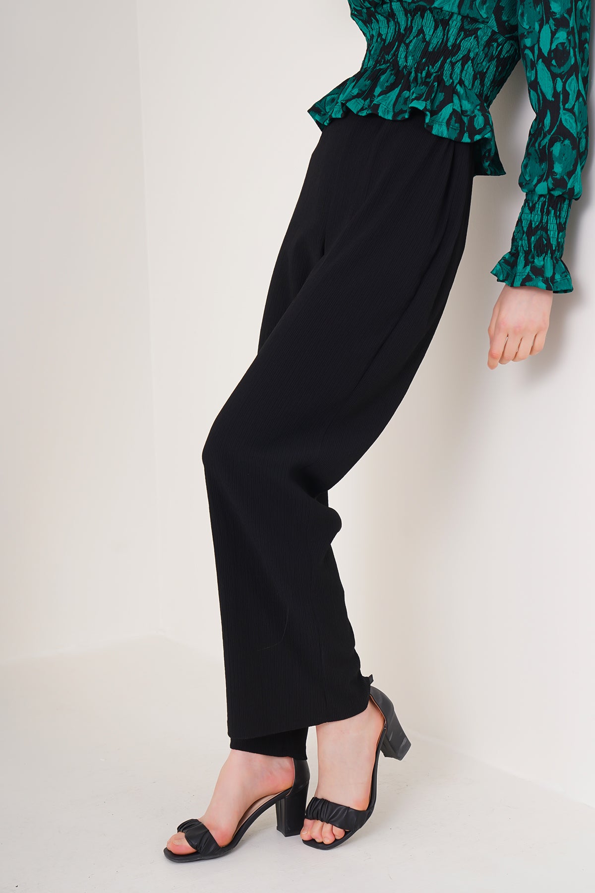 6543 pantalon tricoté