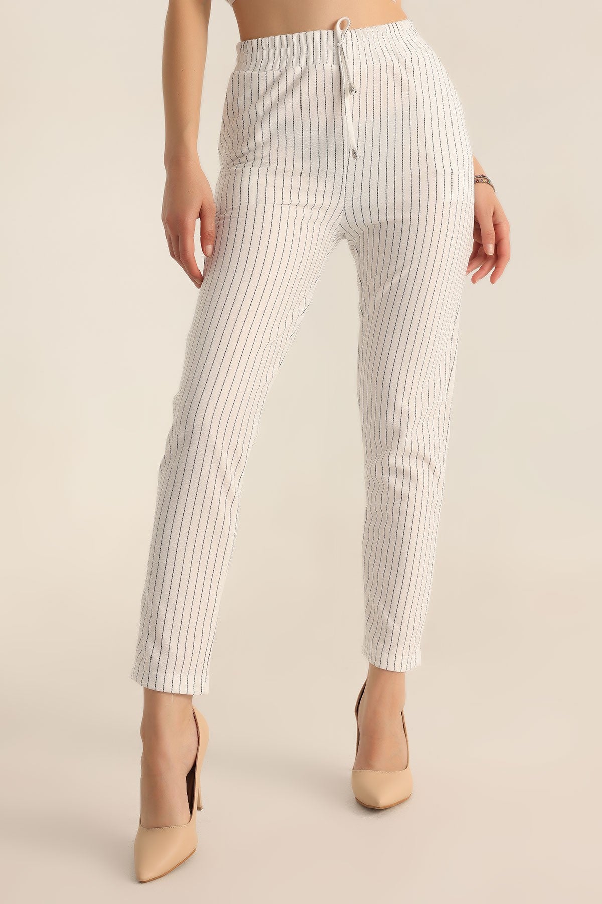 6560 pantalon blanc à élastique et à lacets beli