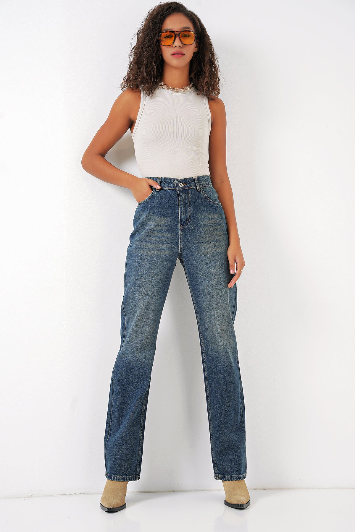 <tc>Jean large à jambes larges 6687</tc>