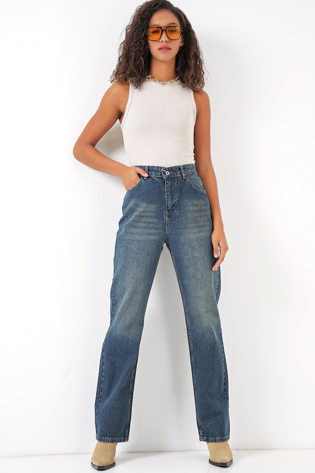 <tc>Jean large à jambes larges 6687</tc>