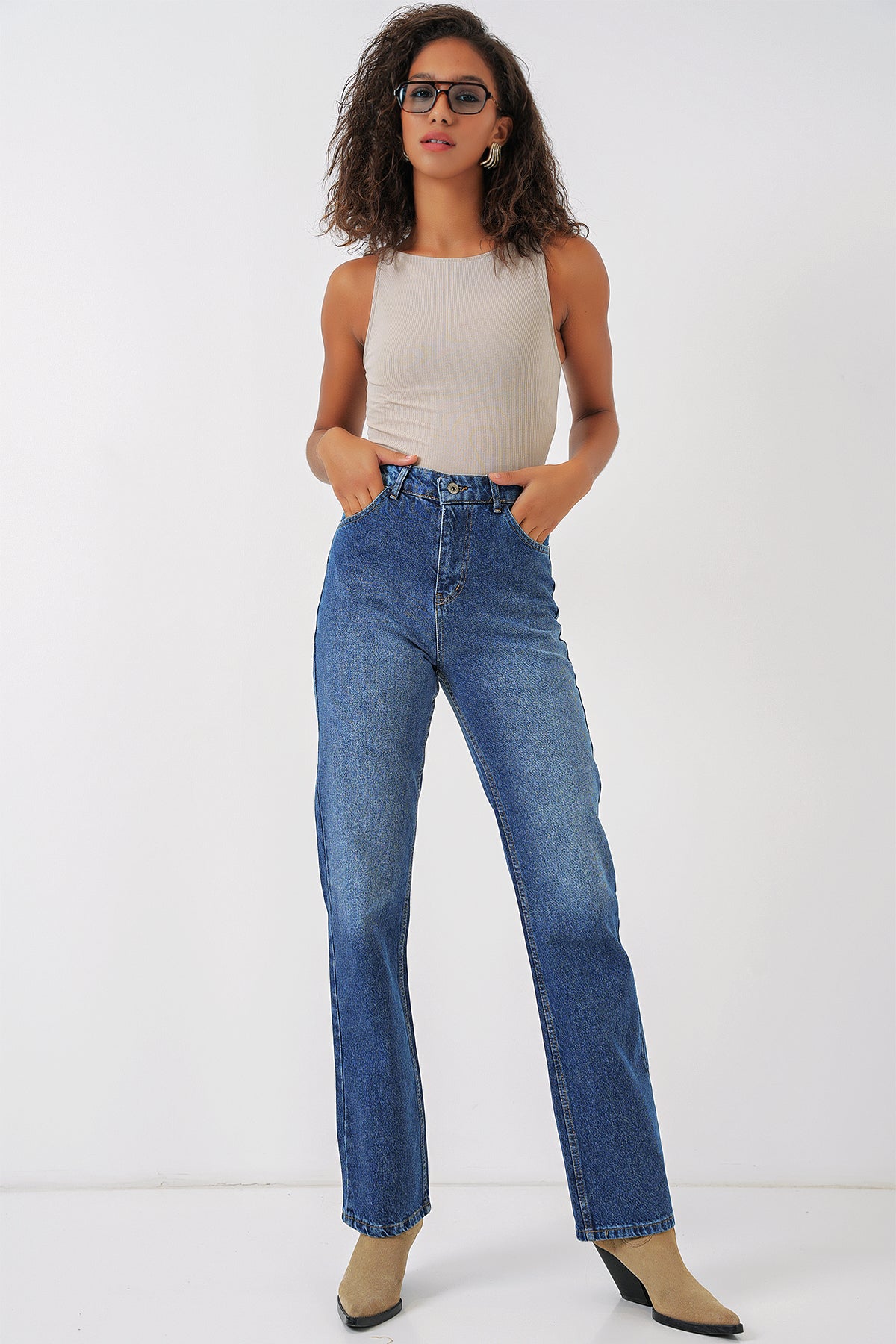 <tc>Jean large à jambes larges 6687</tc>