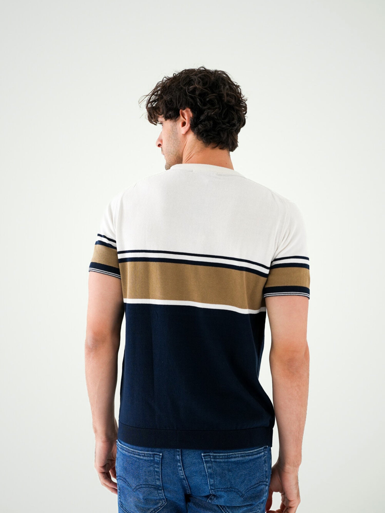 T-shirt pour homme coloré avec des rayures horizontales - TSH24SKRS20956TM1