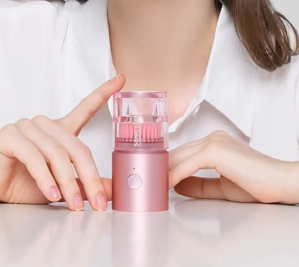 inFace Brosse Nettoyante Visage Sonique CF-12E – Nettoyage du Visage – Rechargeable USB-C – Étanche IPX7 – Rose