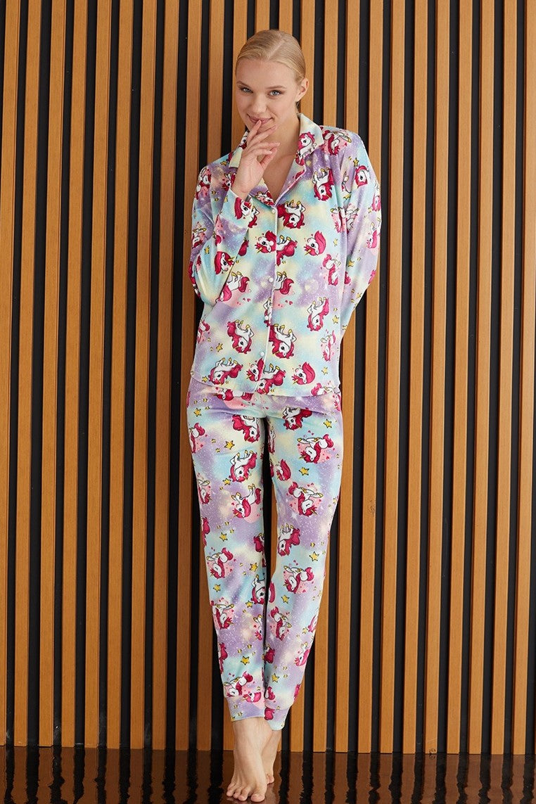 <tc>Ensemble de pyjama en velours français à motifs de licorne, Luxury Velvet.</tc>