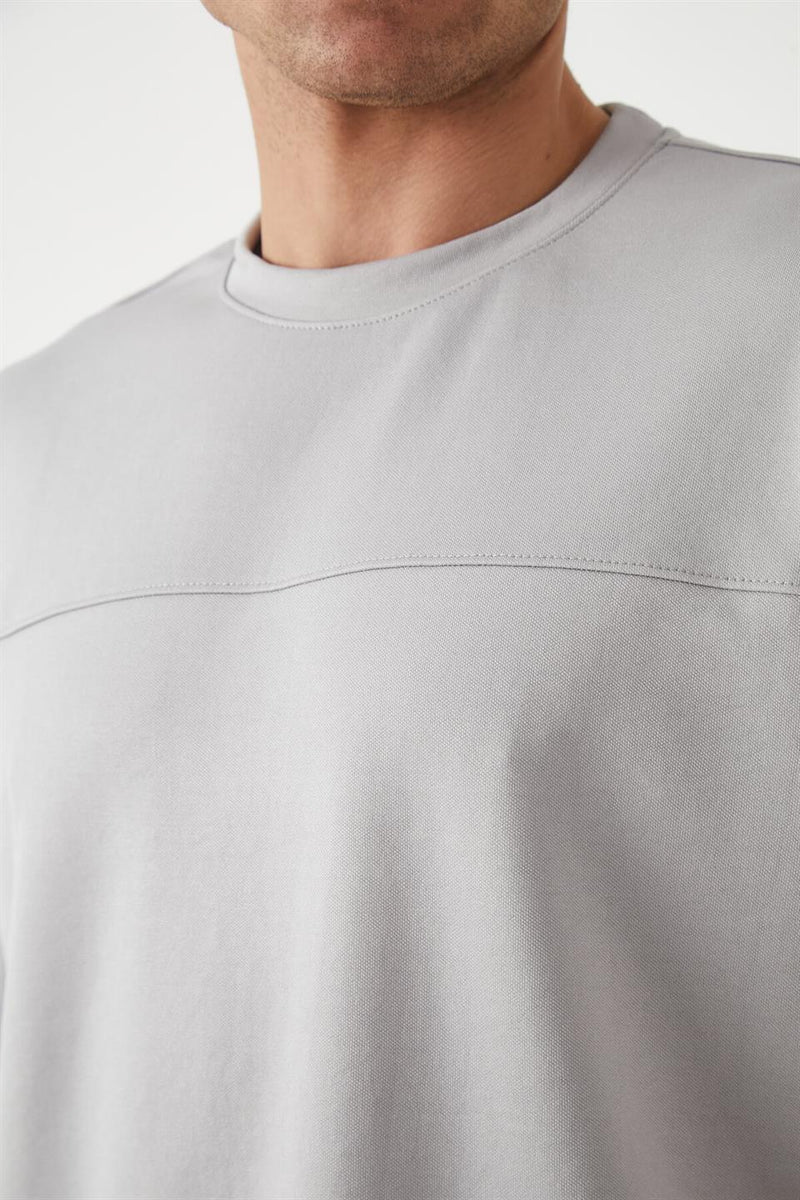 T-Shirt Homme Oversize à Empiècements Modernes