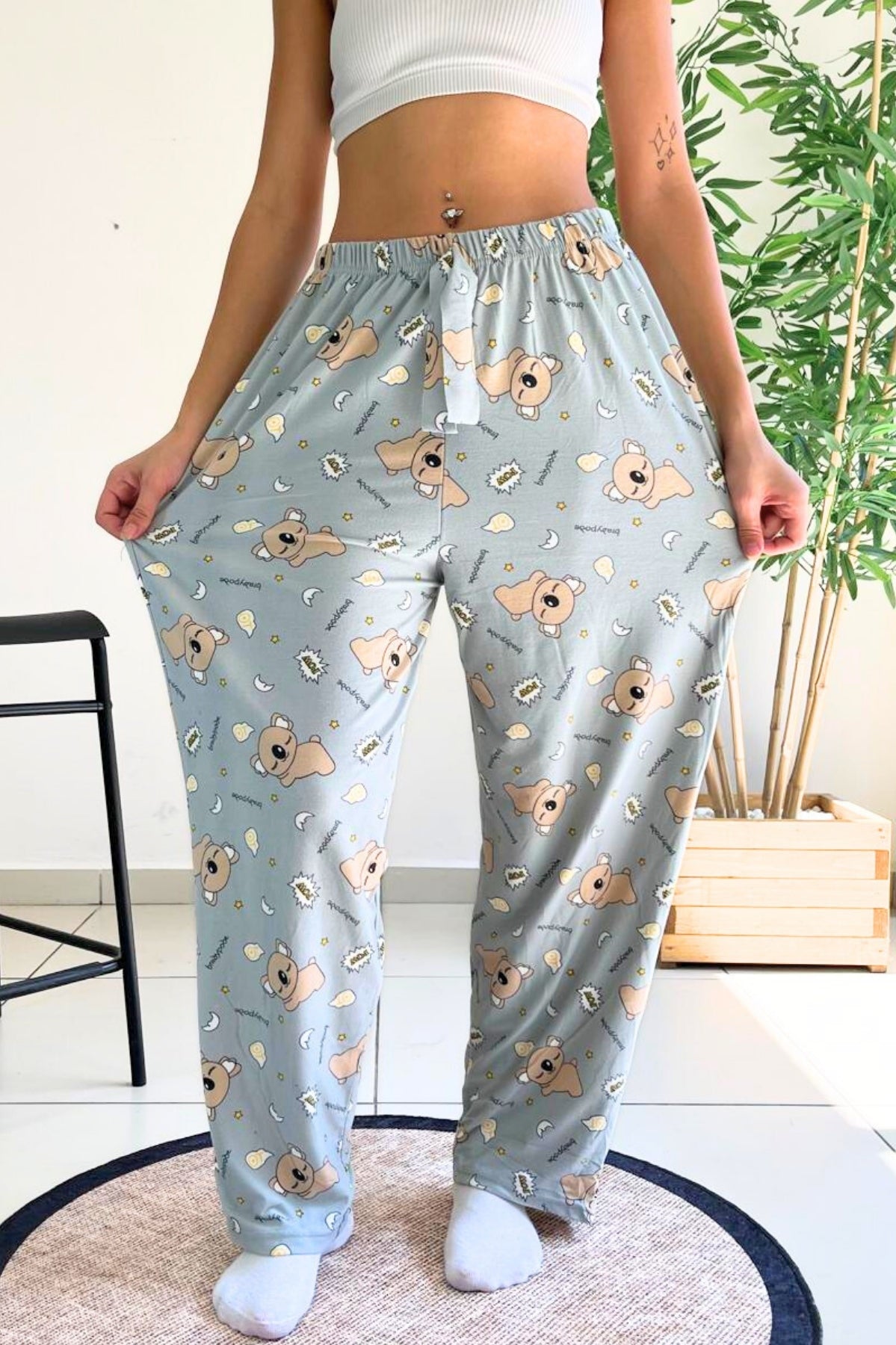 <tc>"Pantalon de pyjama en velours texturé et à motifs, grande taille, modèle X-Dreamy."</tc>