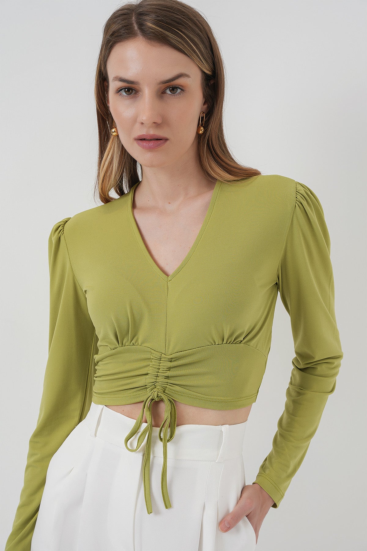 <tc>Blouse Sandy Crop 936</tc>