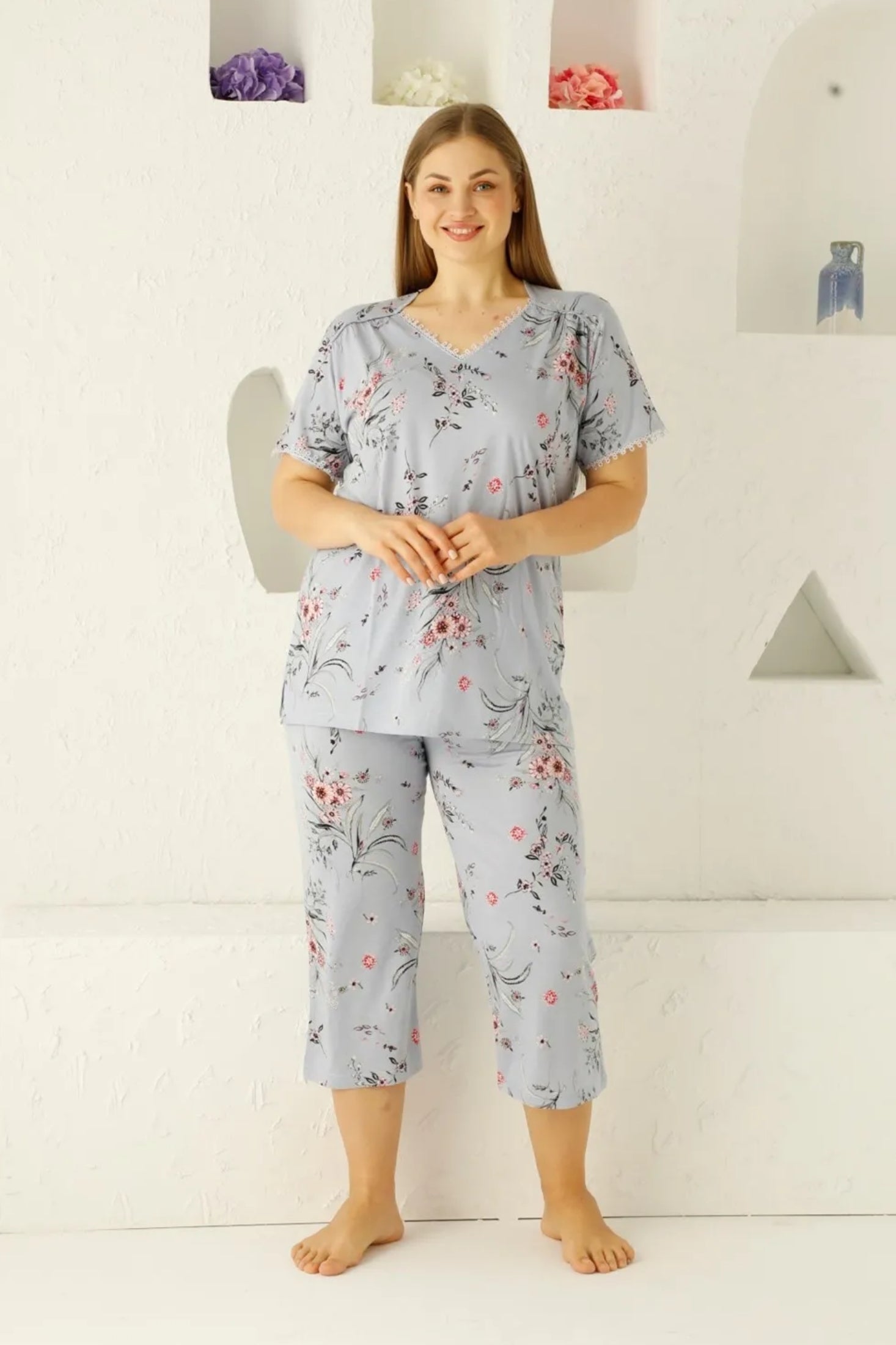 <tc>Ensemble bermuda capri à motif floral, avec détails en dentelle et en jersey, style rêveur.</tc>