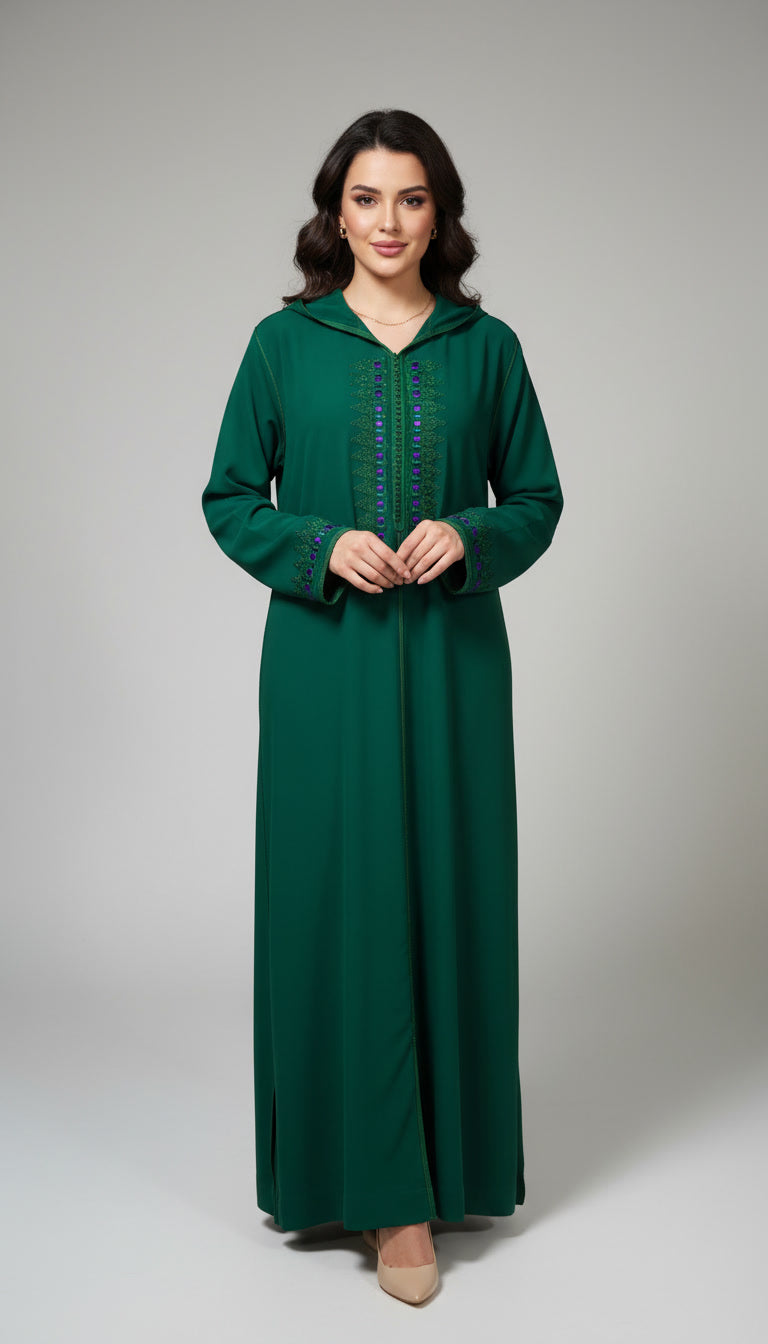 Djellaba verte en tissu crêpe brodé