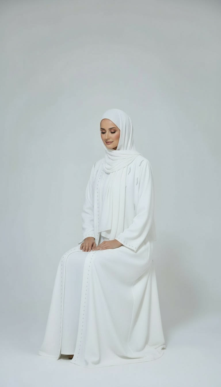 Abaya perlée signature – Élégance qui illumine