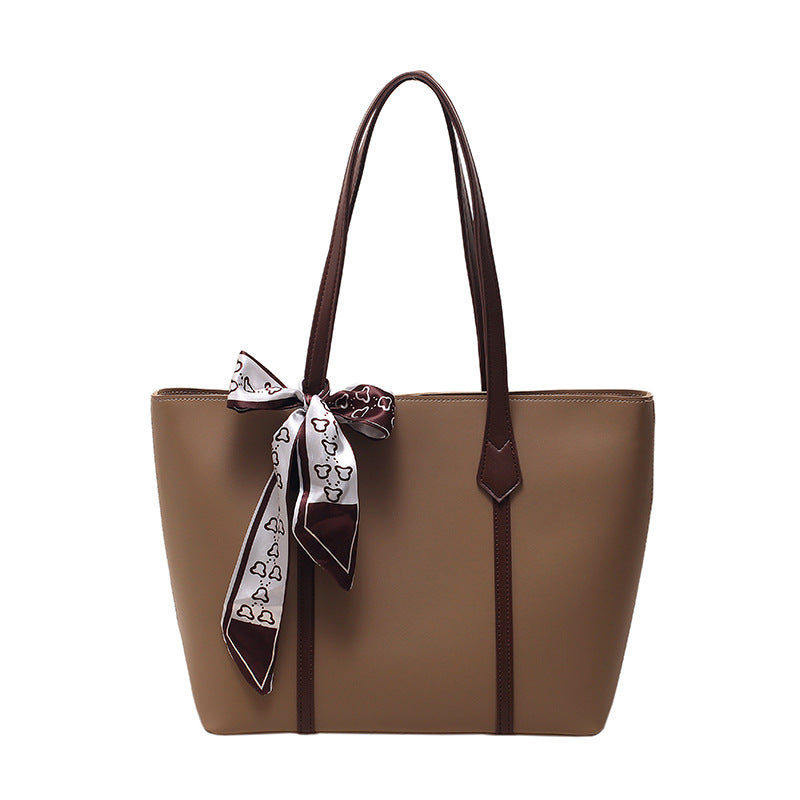 Women's bag New summer black handbag large capacity shoulder bag niche commuter woman bag Tote bag MU Group