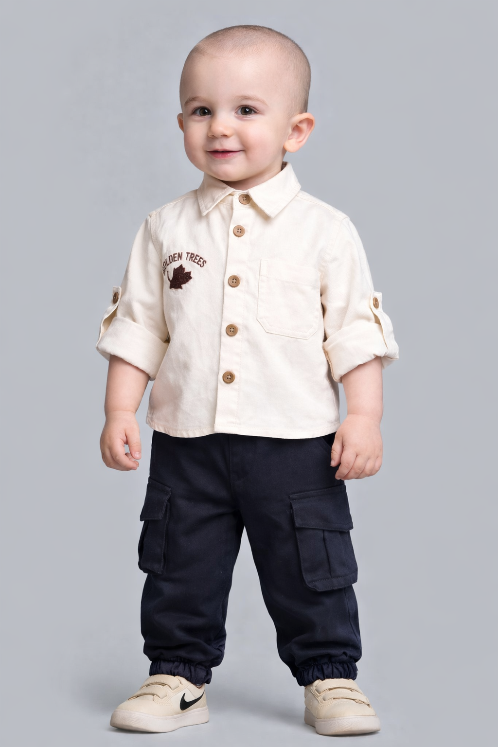 Ensemble garçon avec chemise à manches longues et pantalon cargo