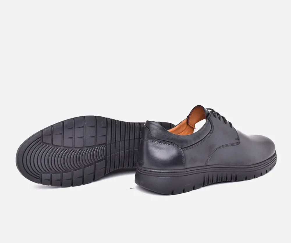 Chaussure homme en cuir noir – op133