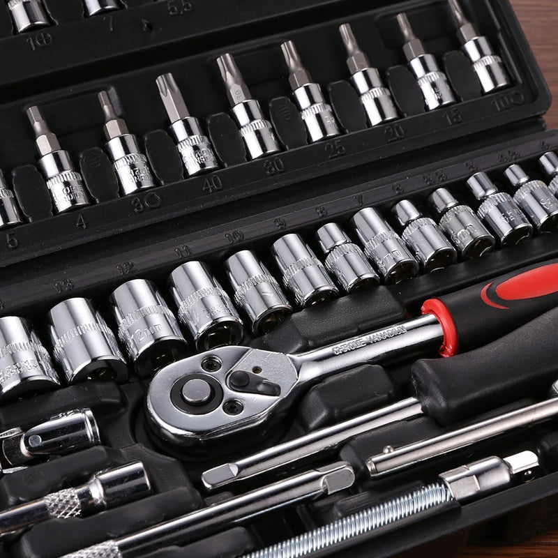 Coffret d’Outils à Cliquet avec Douilles et Embouts CR-V