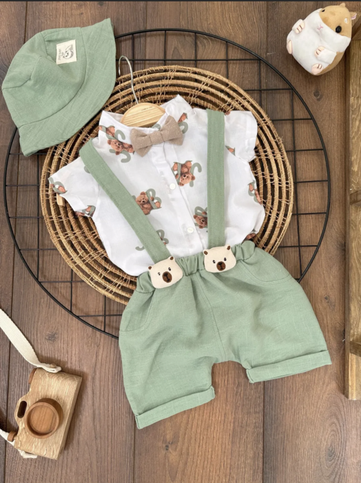 <tc>Ensemble chemise et salopette à motif ourson avec chapeau</tc>