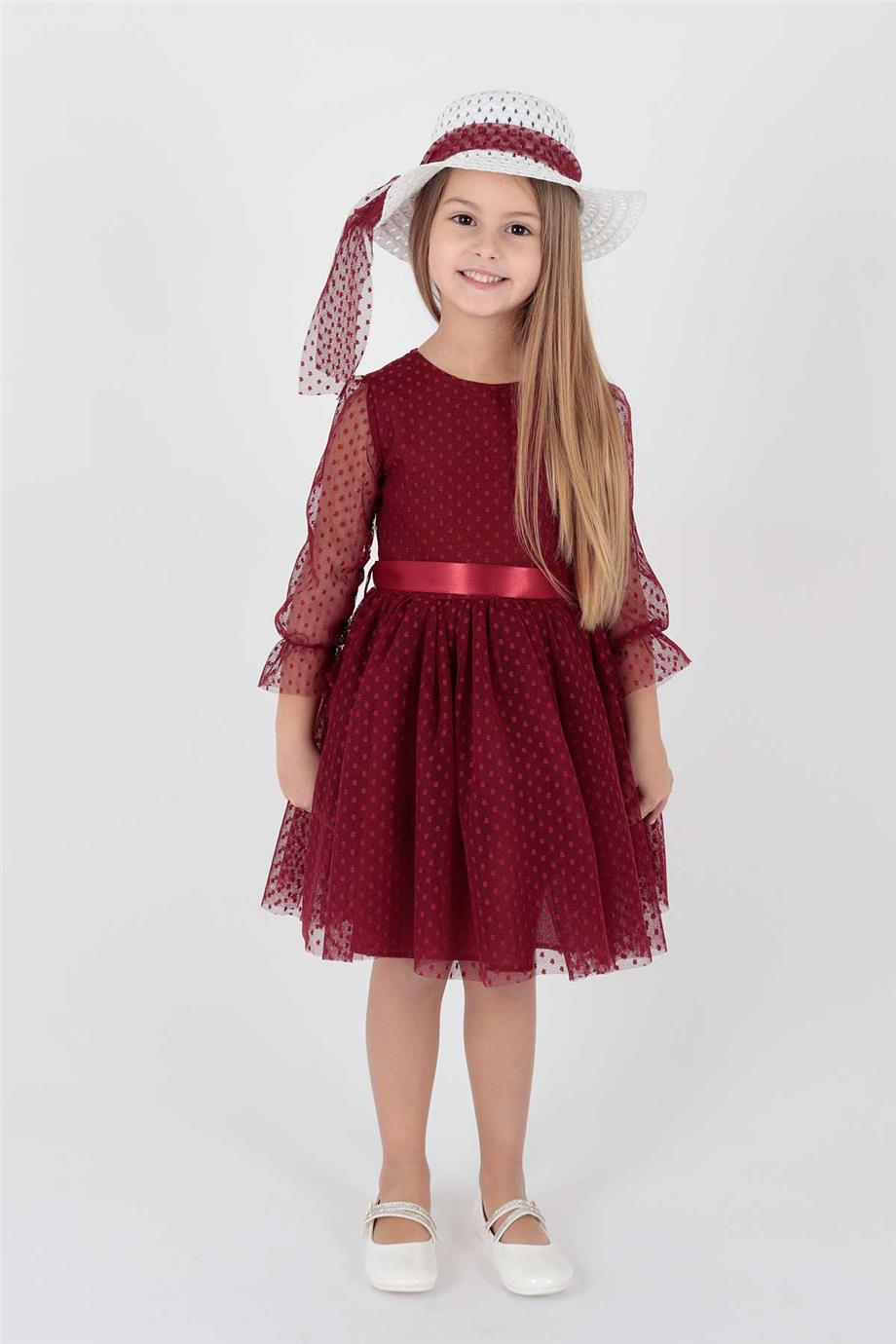 <tc>Robe classique pour fille - ornée de tulle et de dentelle - 2 pièces (robe + chapeau)</tc>