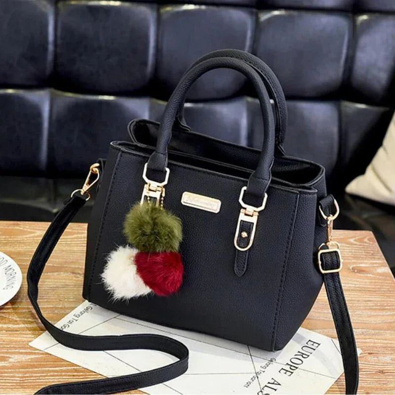 Sac à Main Femme avec Perles et Pompon – Sac à Bandoulière Femme Embossé, Sac Messenger Élégant - Justyol