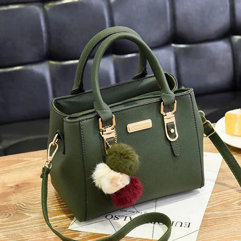 Sac à Main Femme avec Perles et Pompon – Sac à Bandoulière Femme Embossé, Sac Messenger Élégant - Justyol
