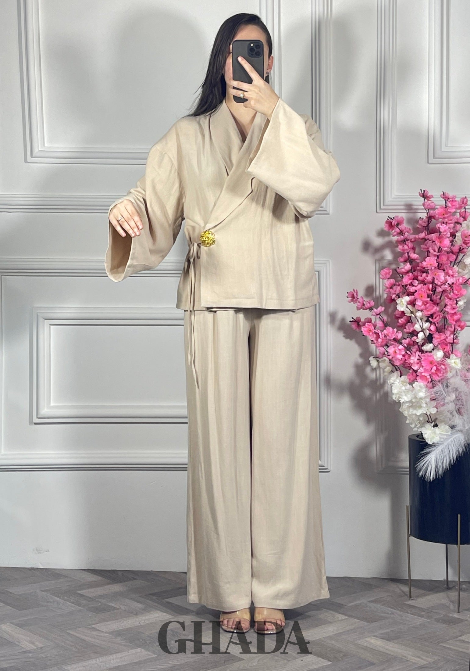 Ensemble avec pantalon en lin  - Beige détail broderie - ensemble femme - GHADA FASHION